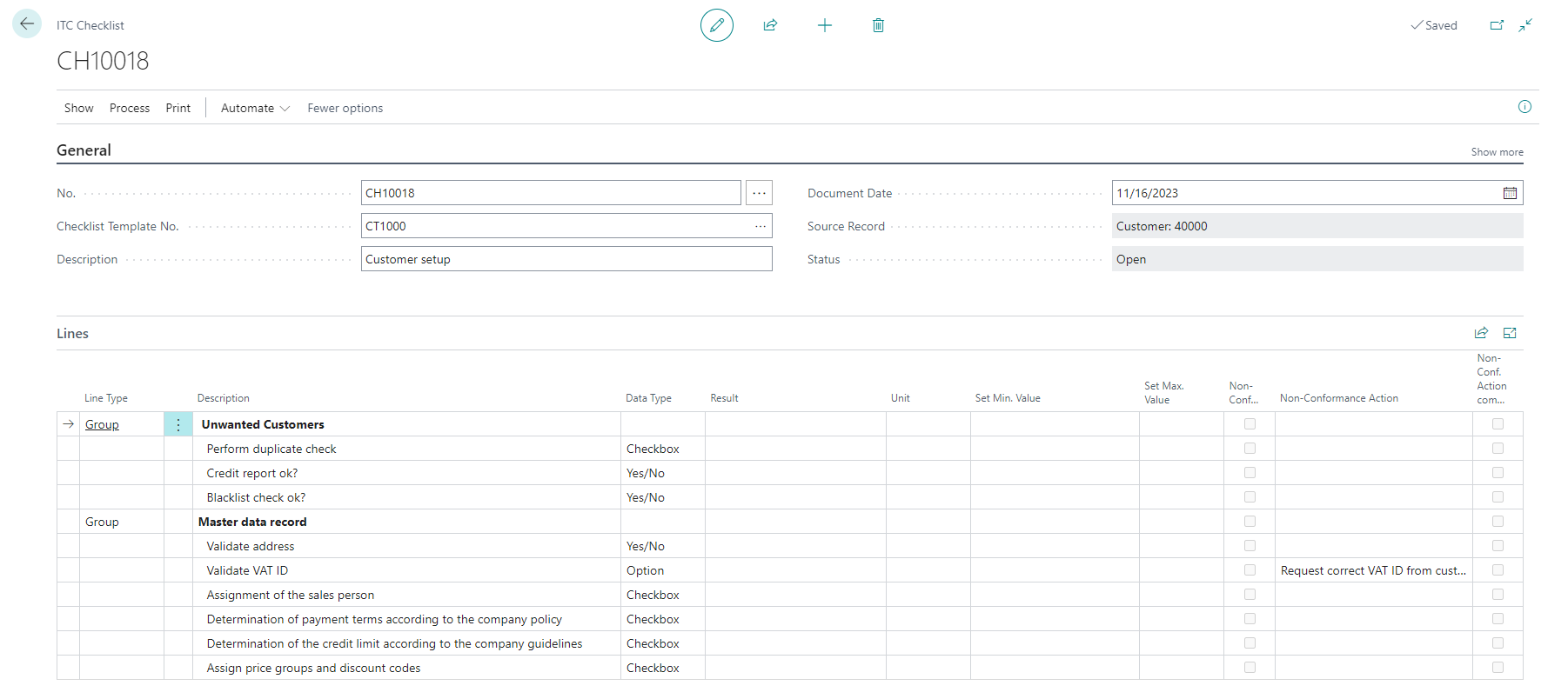 ITC Checklist screen for checklist CH10018 with template CT1000, titled 'Customer setup'. The checklist includes grouped line items such as 'Unwanted Customers' and 'Master data record', each with validation steps and checkbox or Yes/No response types.